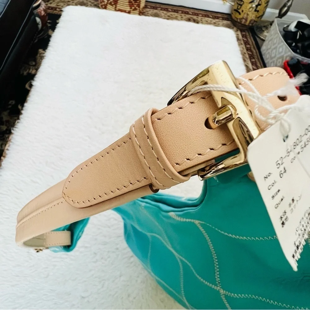 Ceci Ou Cela Plus Une Aqua Green Genuine Leather Shoulder/Hobo Bag